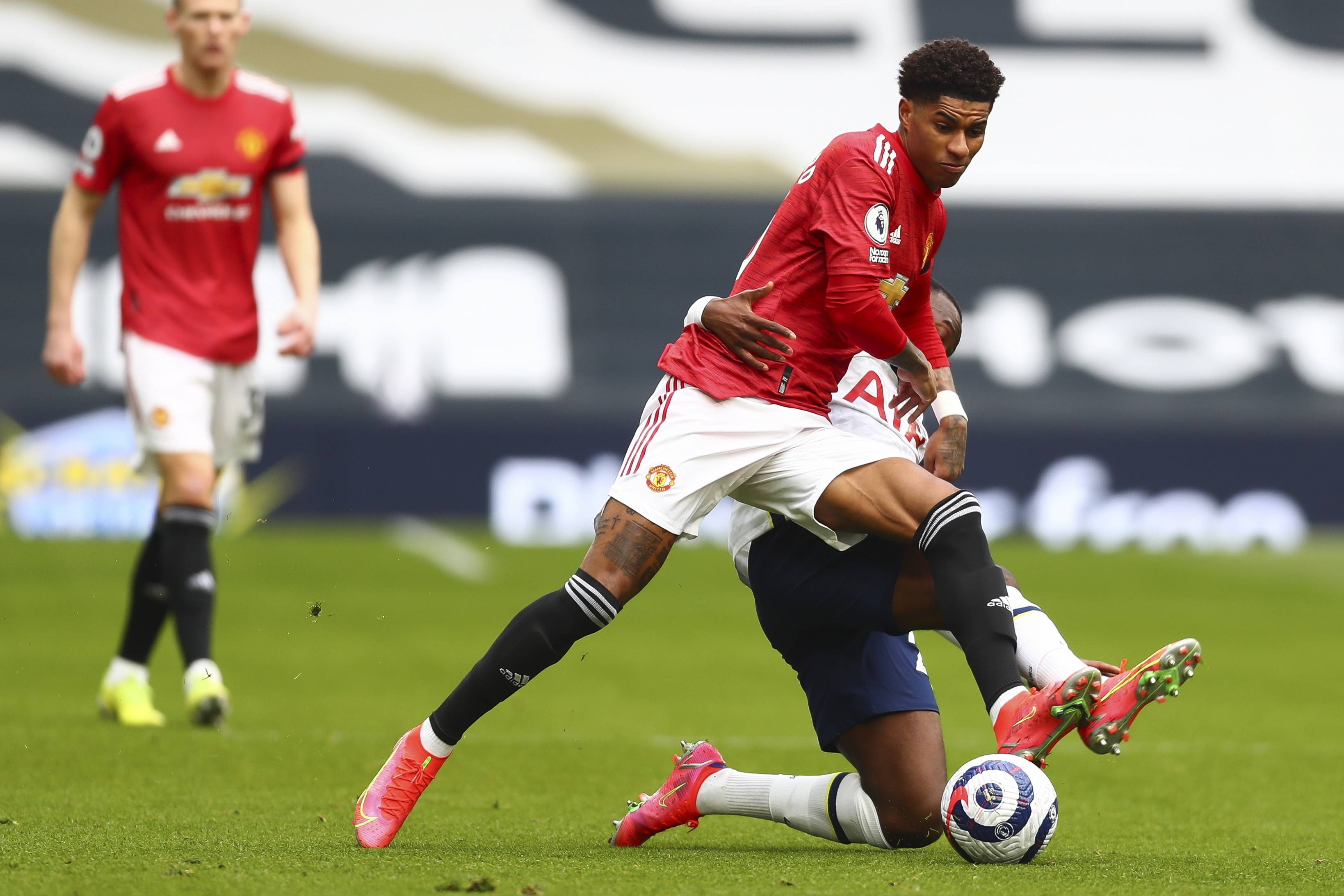 广大球迷与 广大球迷与